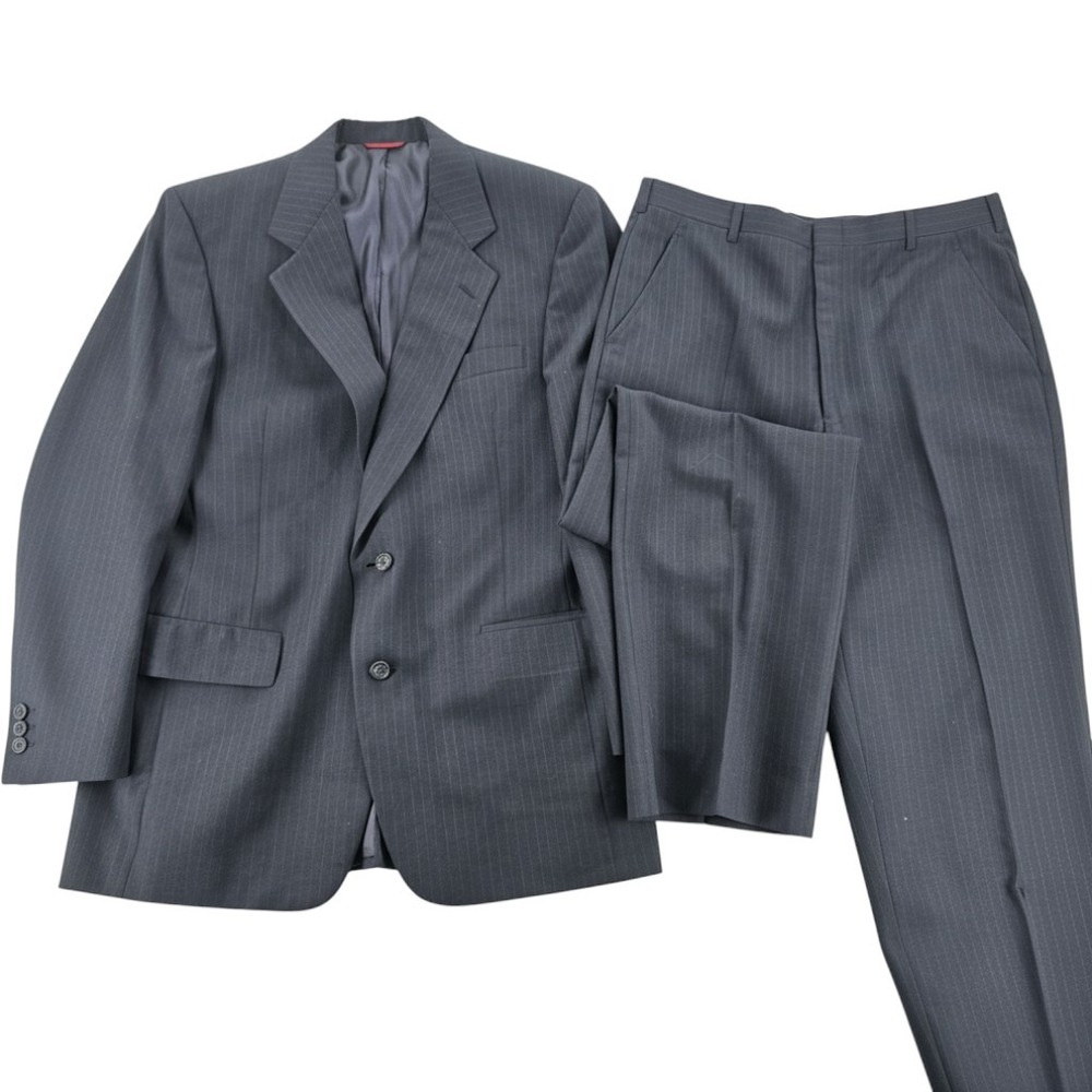 Hart Schaffner & Marx Suit 43R 36W Navy Pinstripe 2-Piece Innovations Set